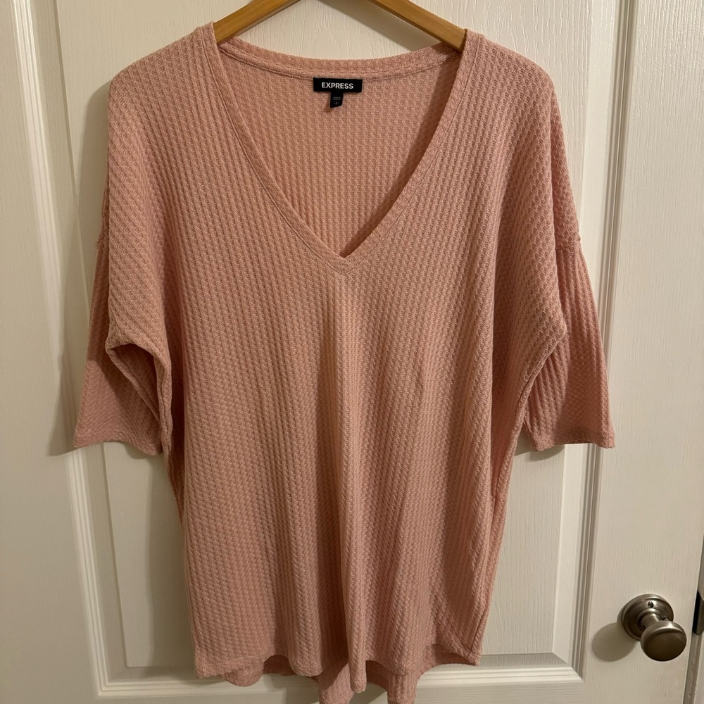 Express Women's Pink V-Neck Waffle Knit Top